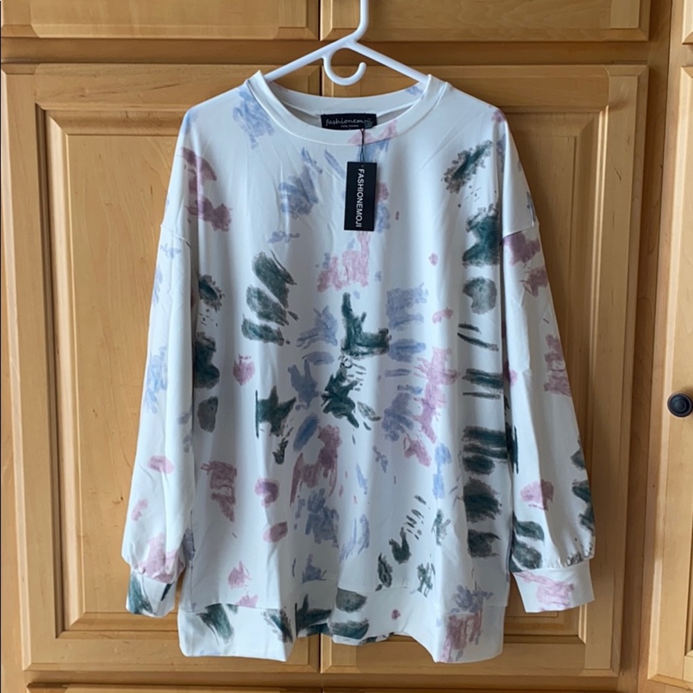 GREEN-MULTI TIE DYE SWEATSHIRT